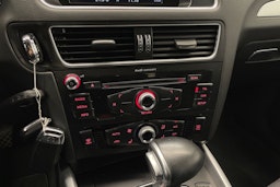 harmaa Audi Q5 2017 kuva 18.