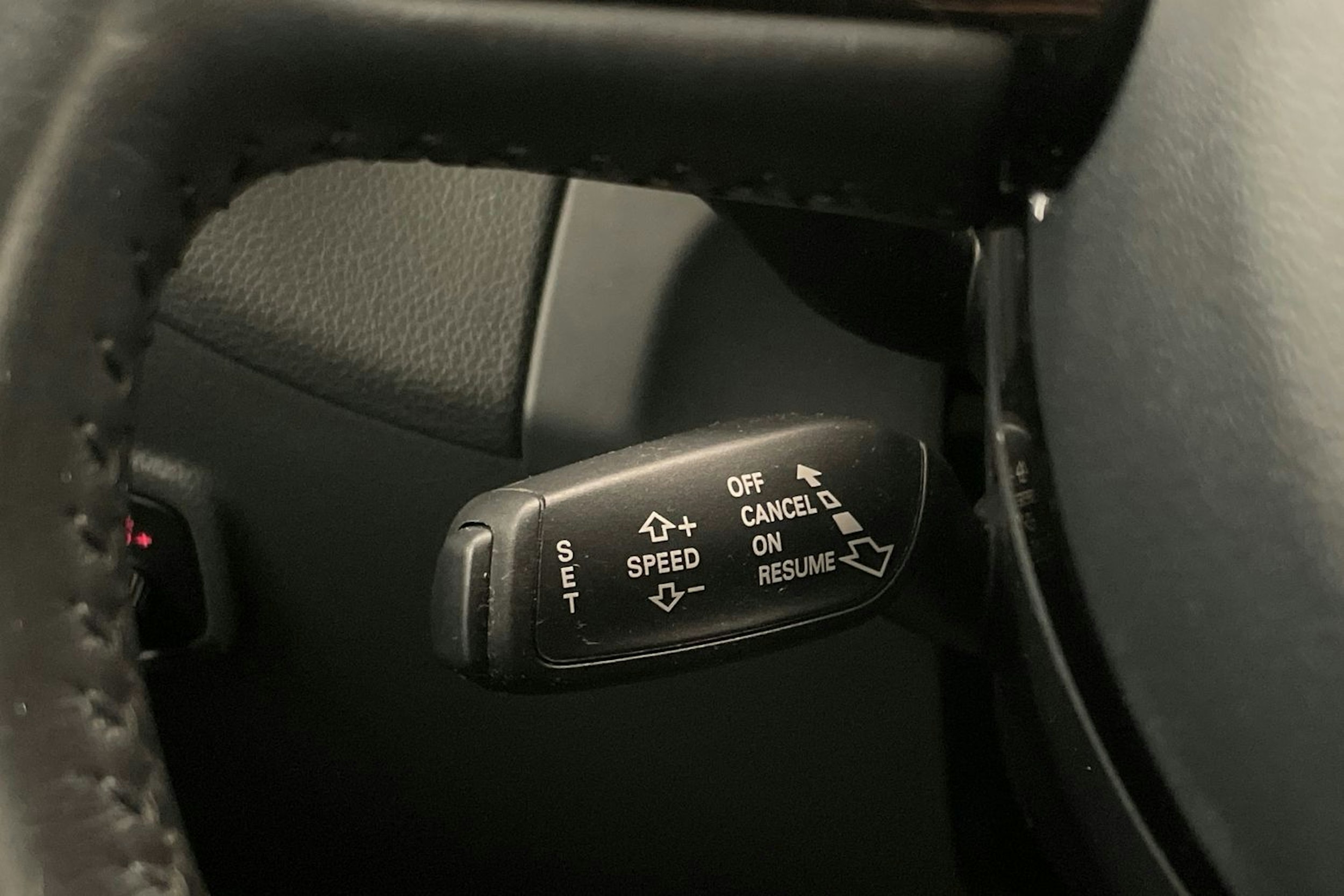 harmaa Audi Q5 2017 kuva 22.