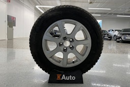 harmaa Audi Q5 2017 kuva 33.