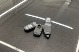 harmaa Audi Q5 2017 kuva 34.