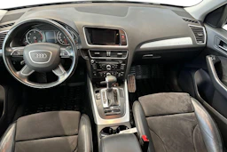 musta Audi Q5 2016 kuva 7.
