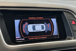 musta Audi Q5 2016 kuva 14.