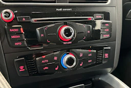 musta Audi Q5 2016 kuva 15.