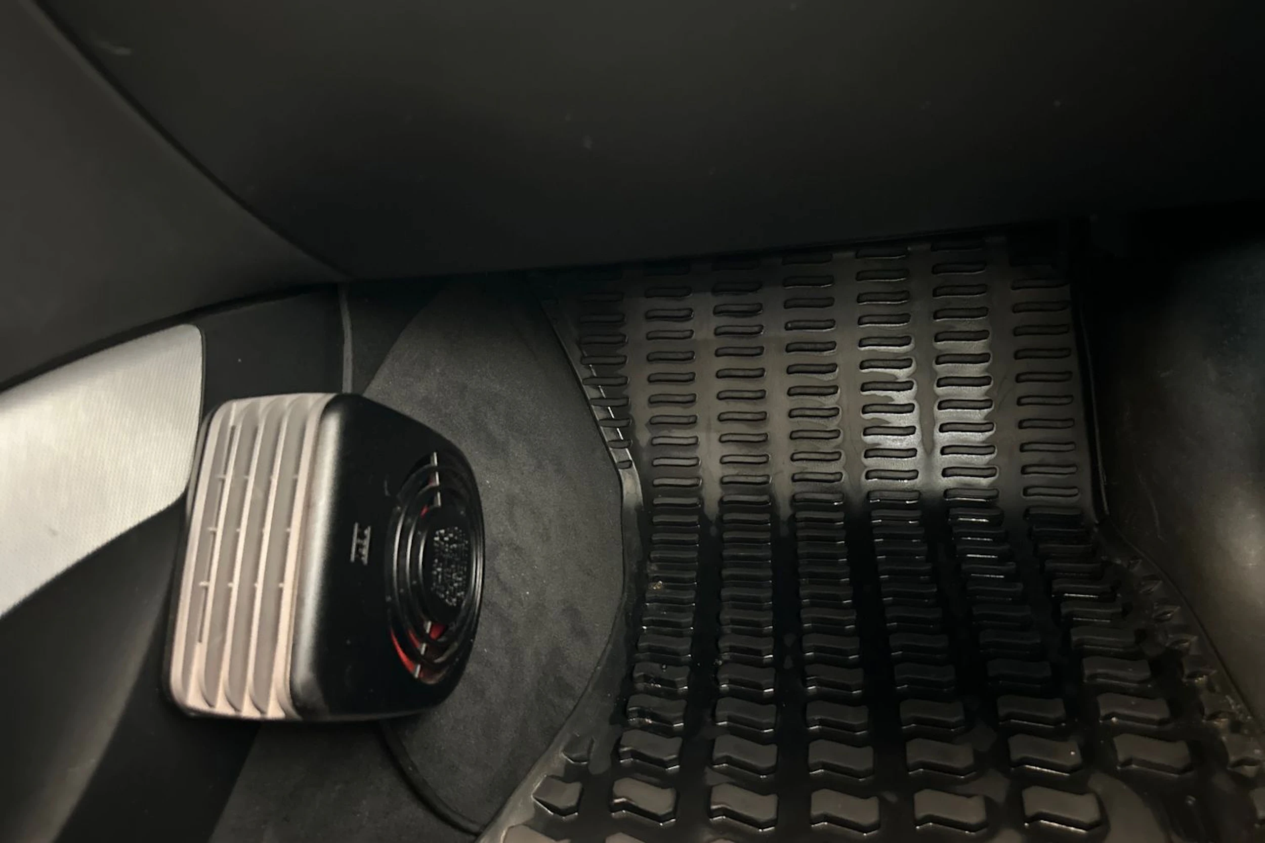 musta Audi Q5 2016 kuva 18.