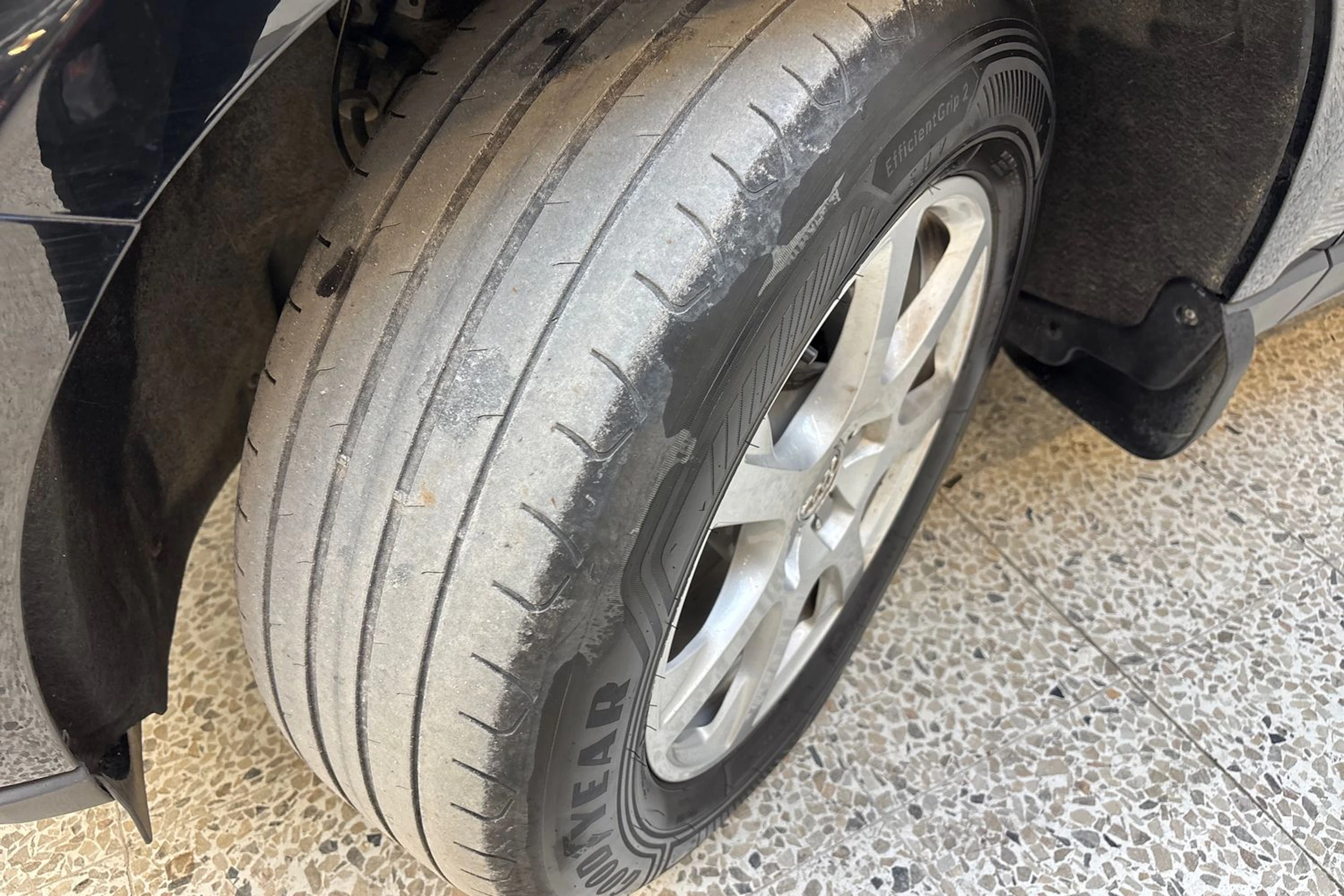 musta Audi Q5 2016 kuva 13.