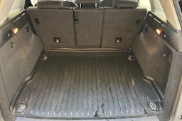 musta Audi Q5 2016 kuva 16.