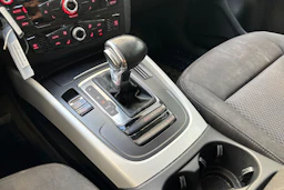 musta Audi Q5 2016 kuva 22.