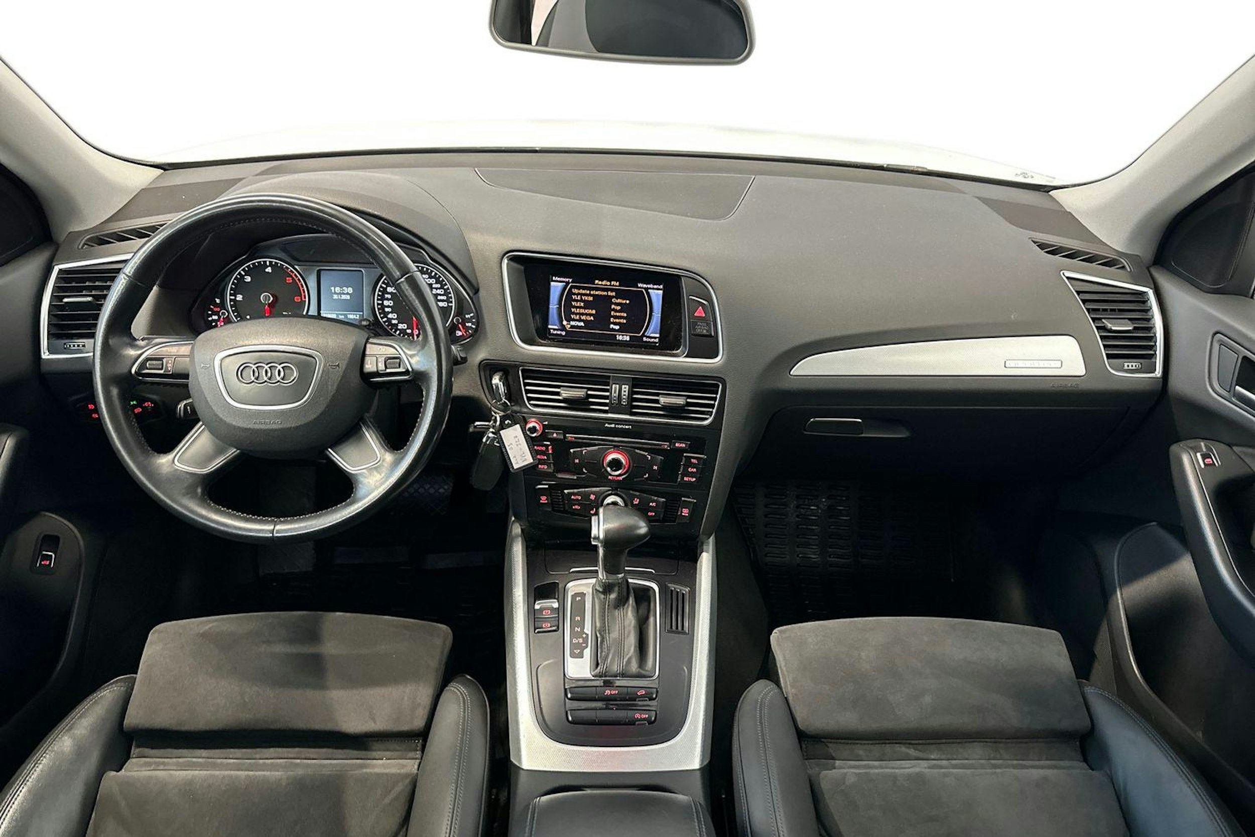 valkoinen Audi Q5 2016 kuva 9.