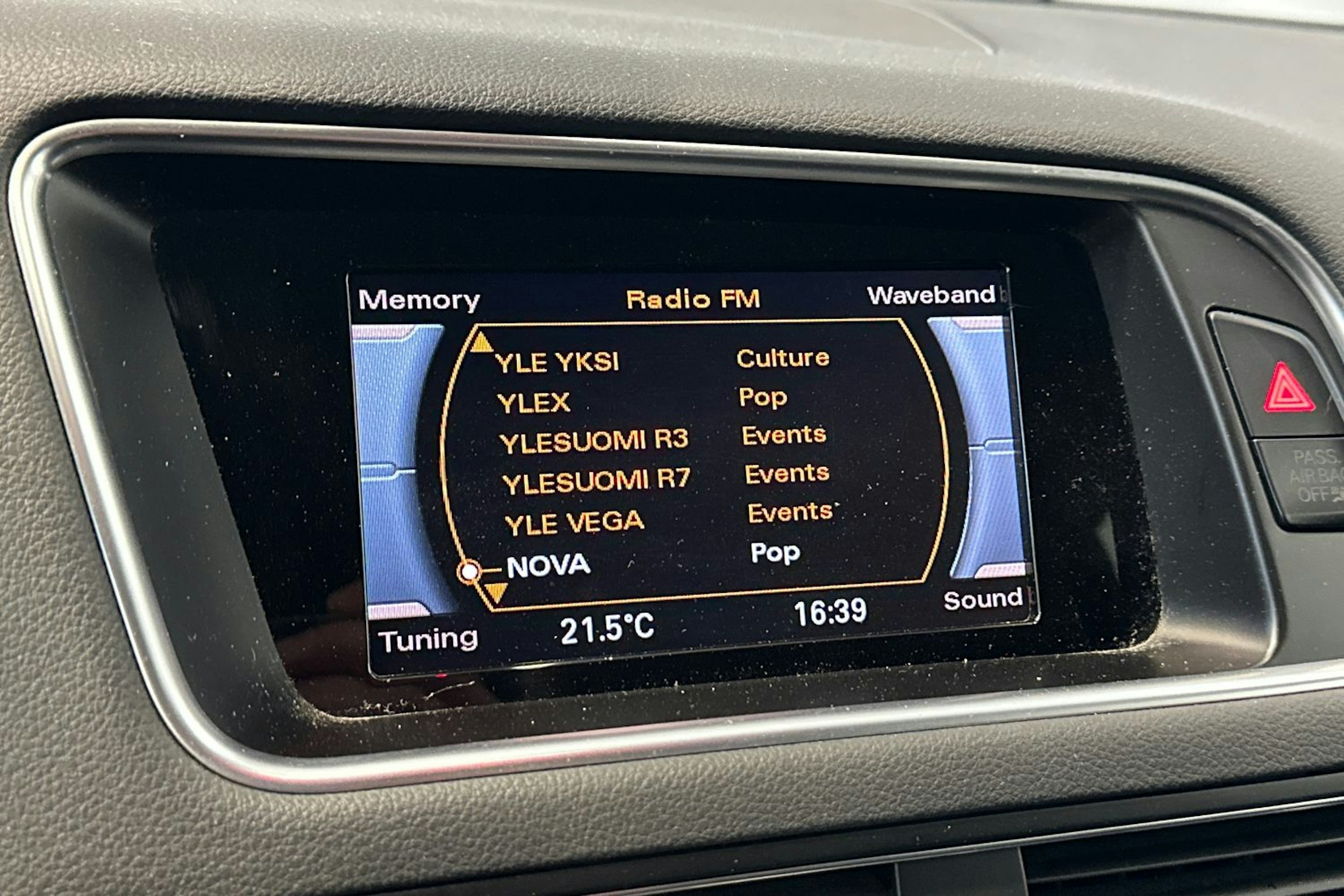 valkoinen Audi Q5 2016 kuva 20.