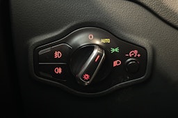 valkoinen Audi Q5 2016 kuva 29.