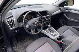 musta Audi Q5 2016 kuva 3.