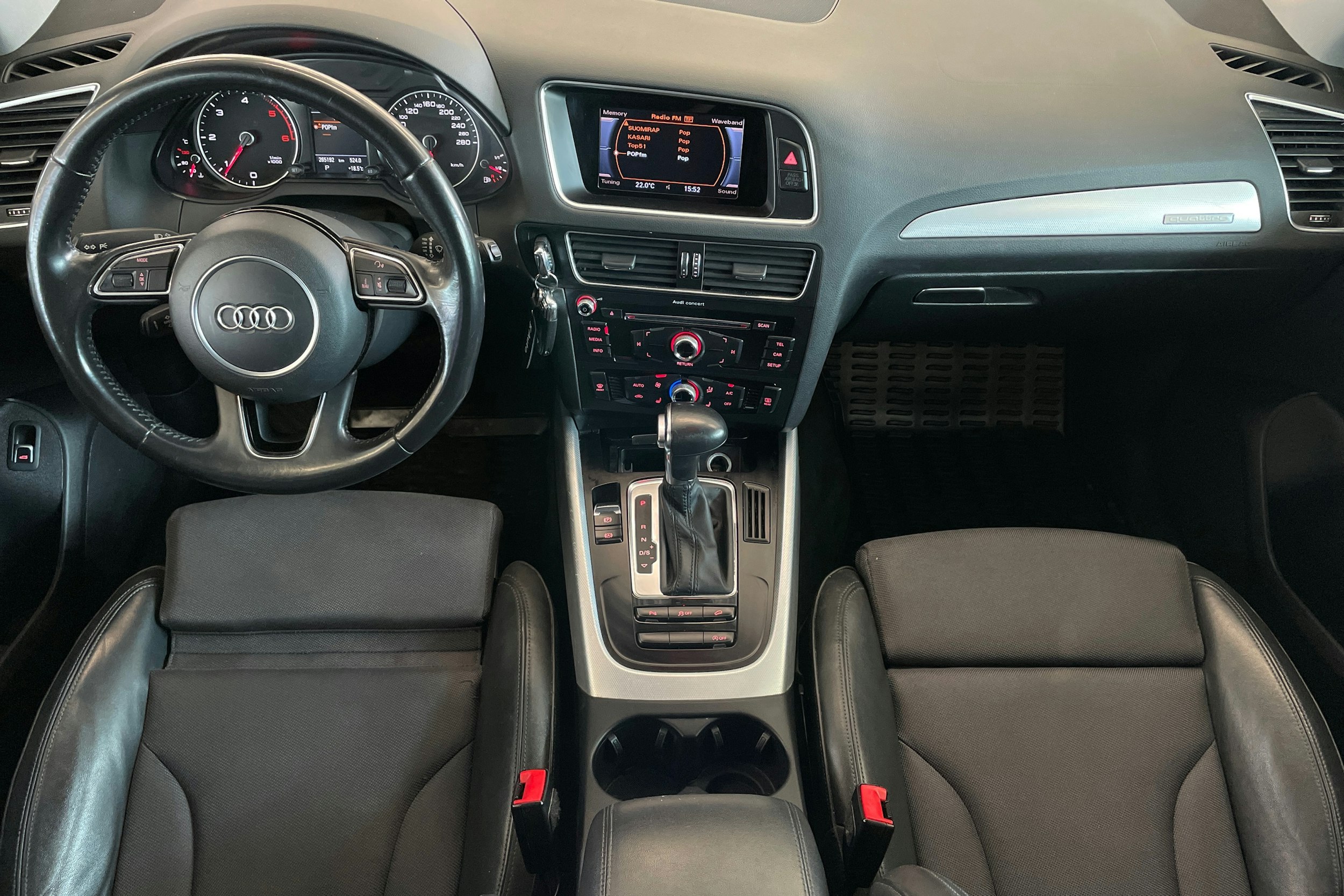 Musta Audi Q5 2016 kuva 9.