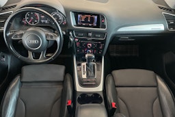 Musta Audi Q5 2016 kuva 9.