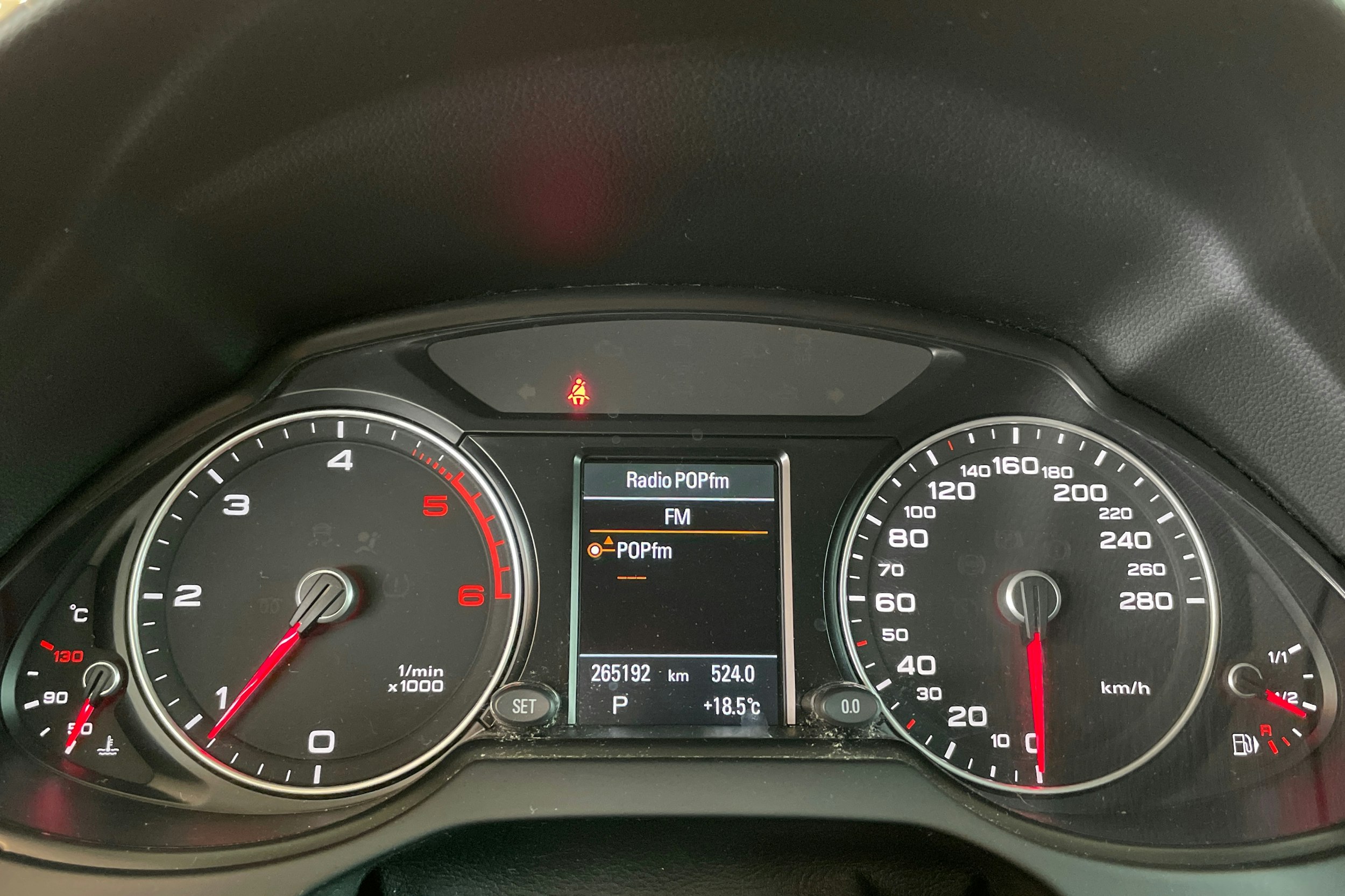 Musta Audi Q5 2016 kuva 16.