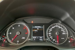 Musta Audi Q5 2016 kuva 16.