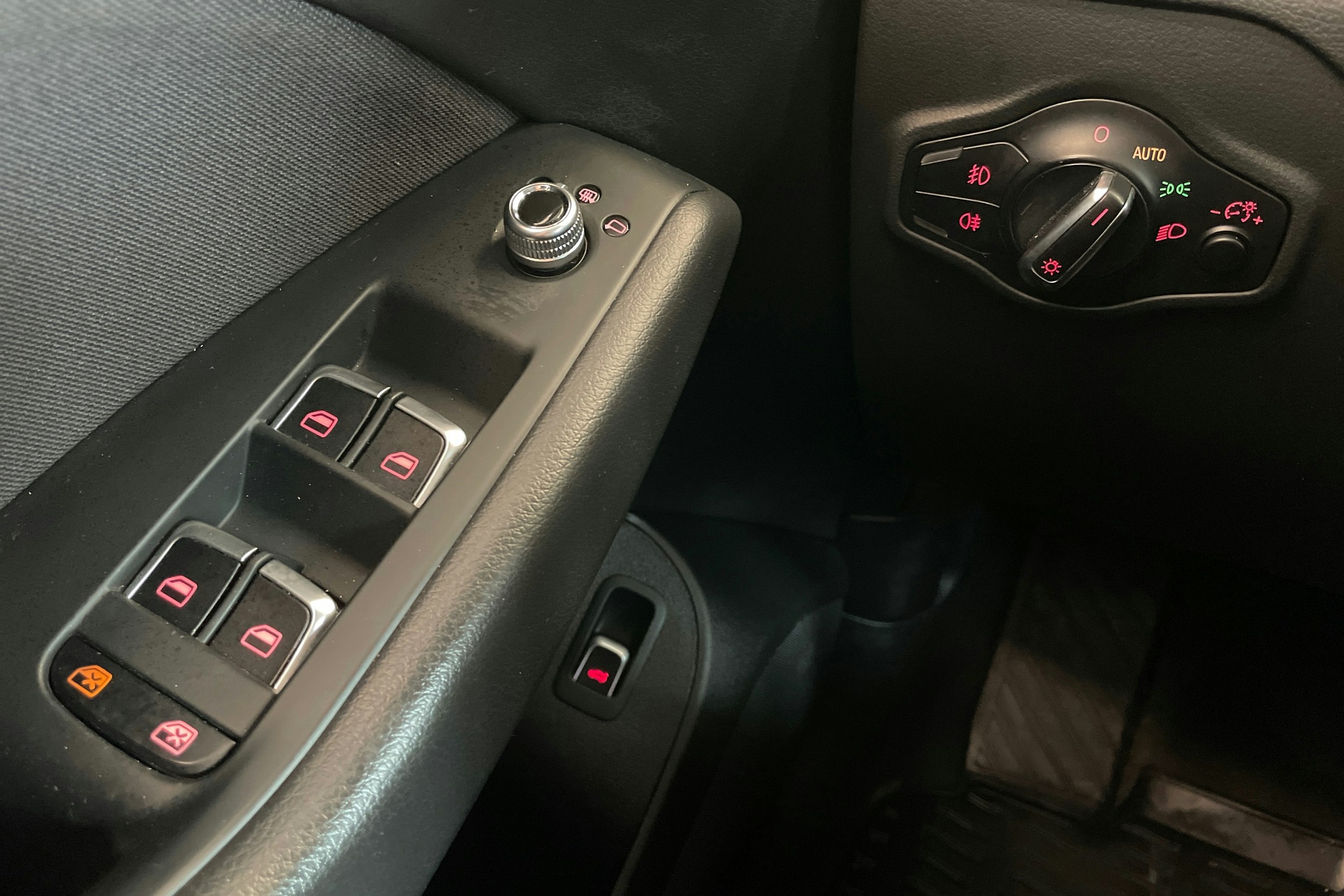 Musta Audi Q5 2016 kuva 20.