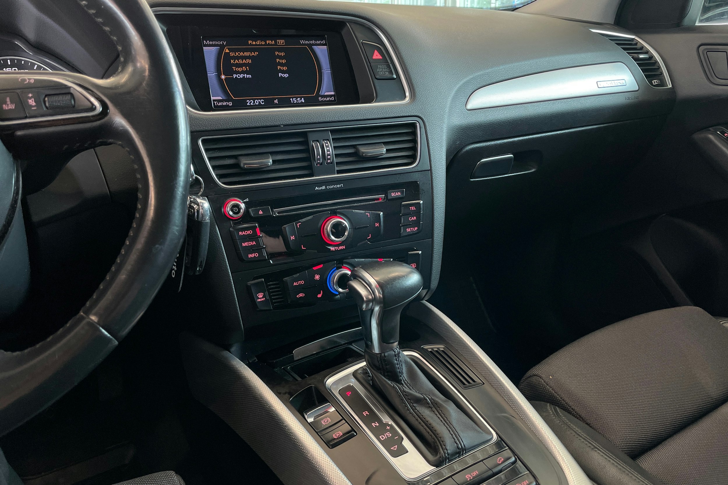 Musta Audi Q5 2016 kuva 21.