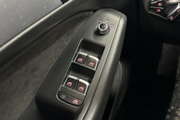 valkoinen Audi Q5 2016 kuva 27.