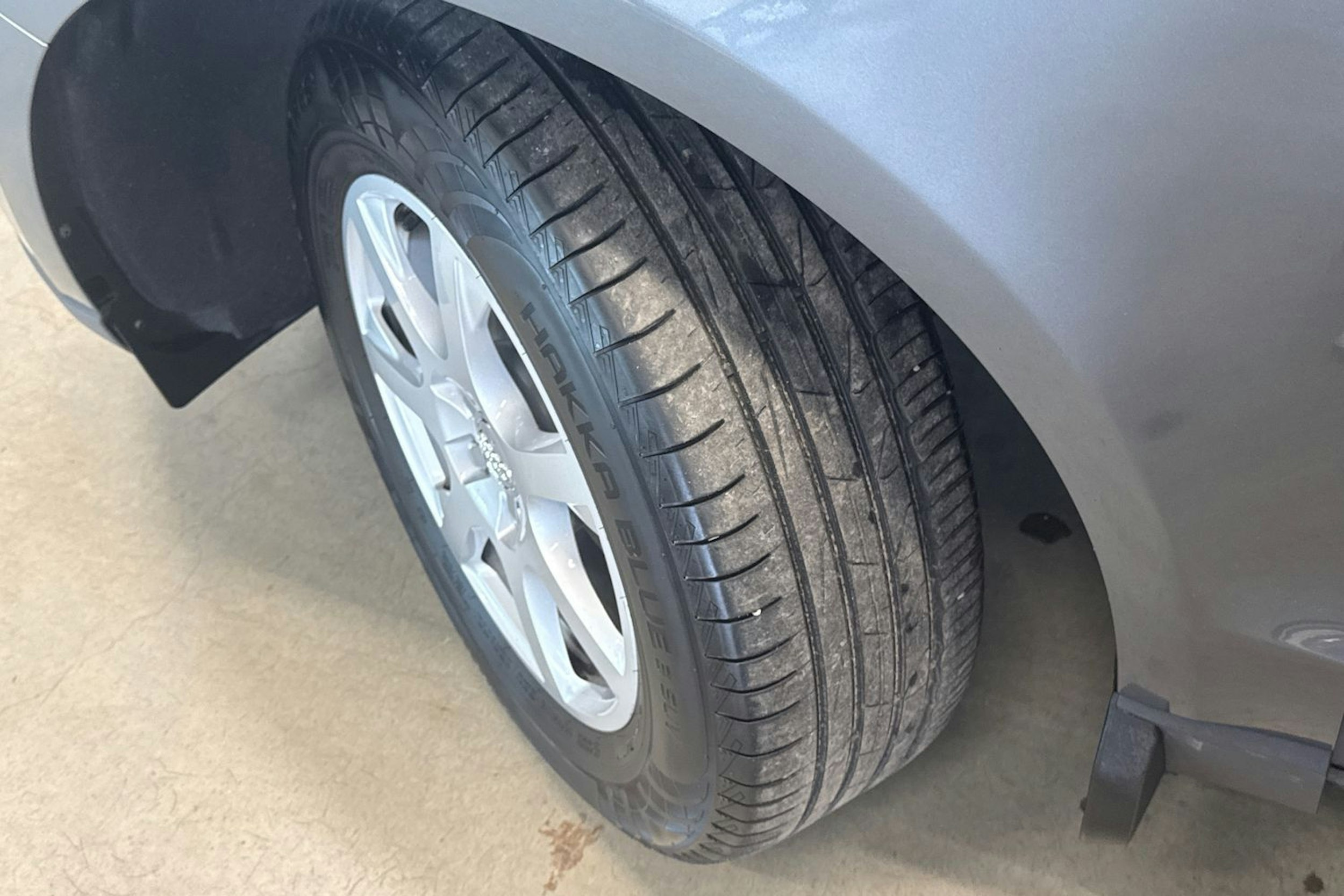 met. harmaa Audi Q5 2016 kuva 13.