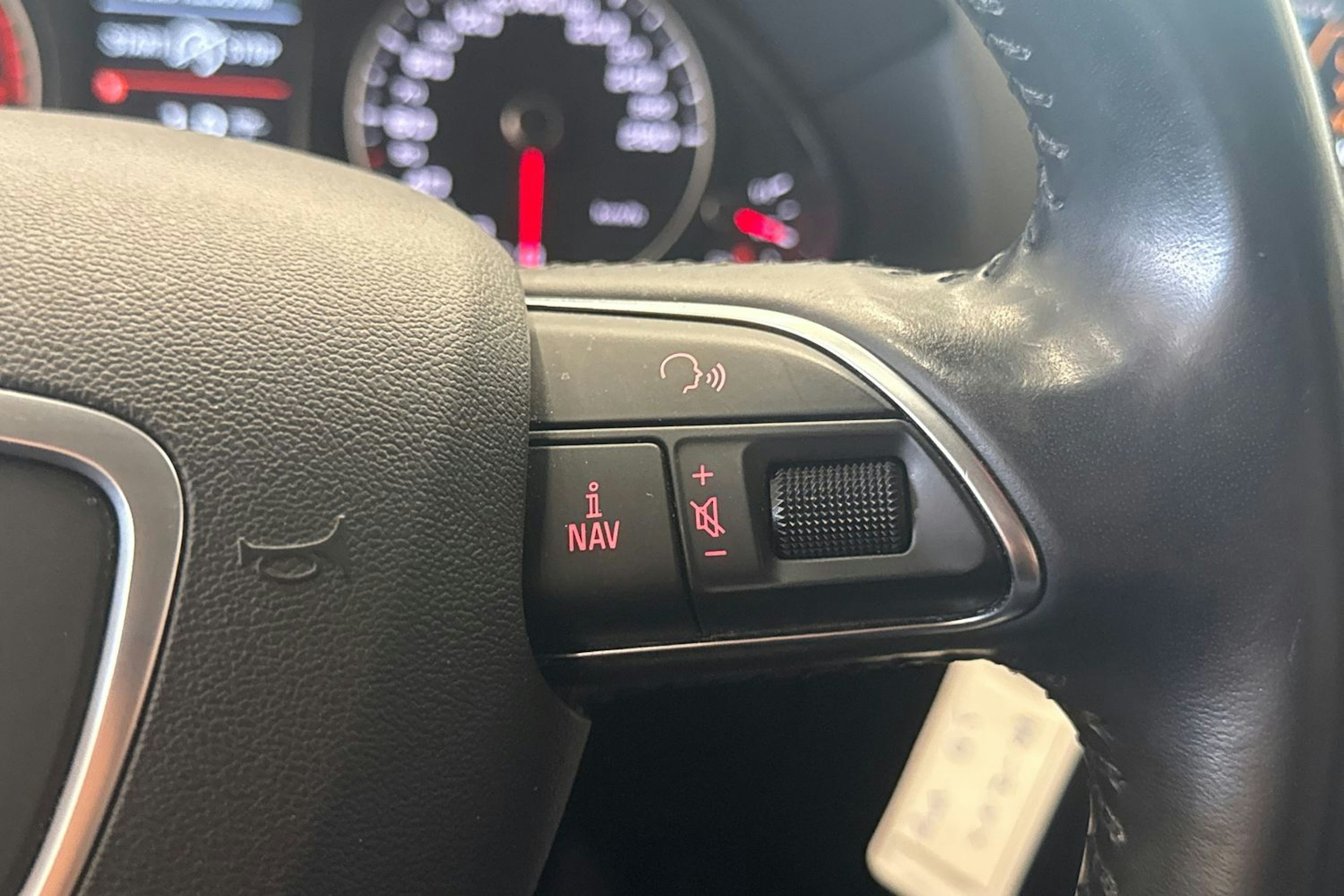 met. harmaa Audi Q5 2016 kuva 16.