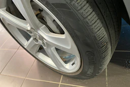 Valkoinen Audi Q5 2016 kuva 11.