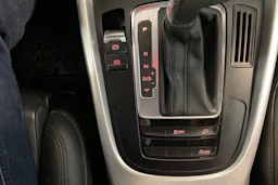 Valkoinen Audi Q5 2016 kuva 23.