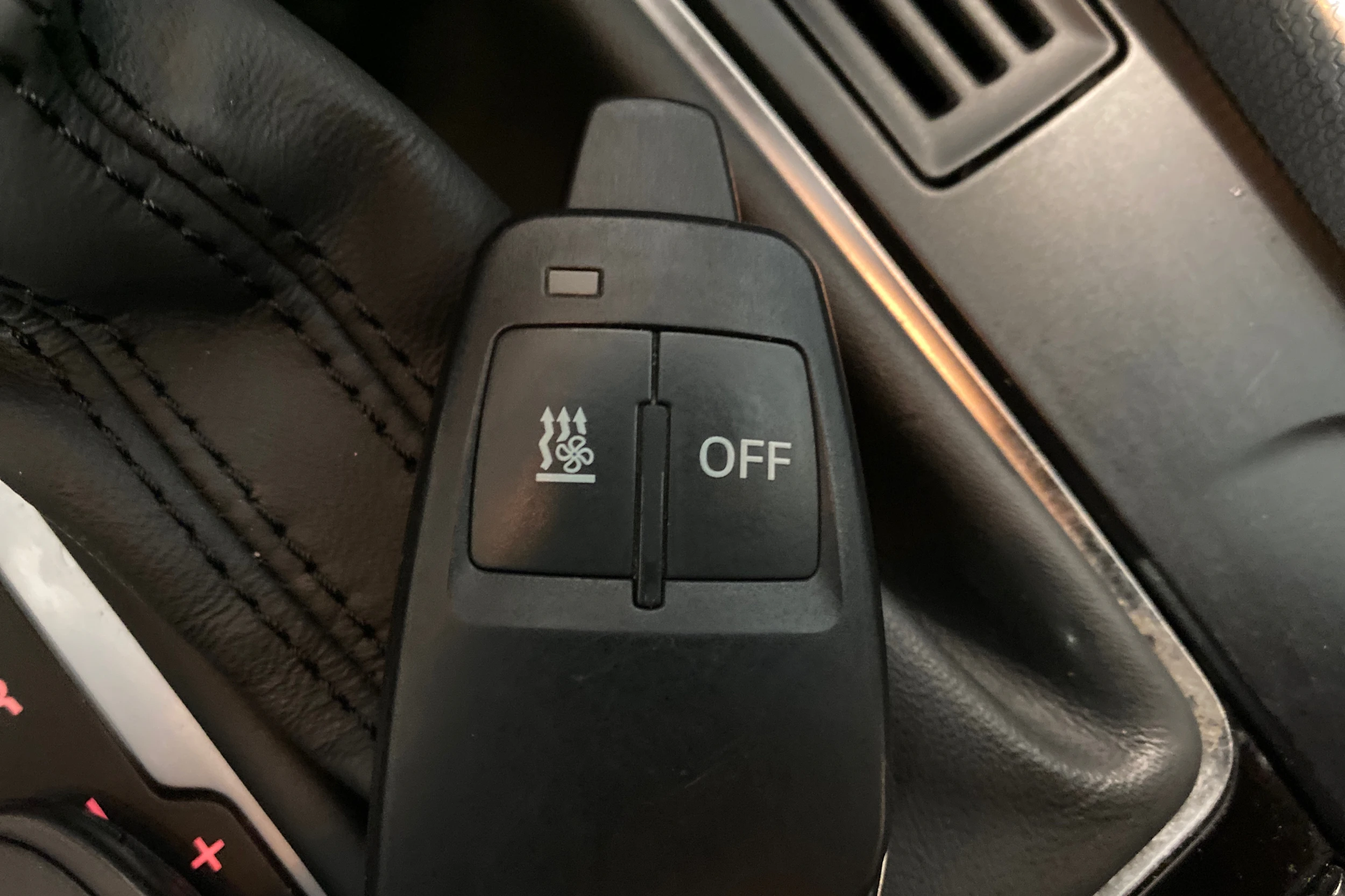 Valkoinen Audi Q5 2016 kuva 24.
