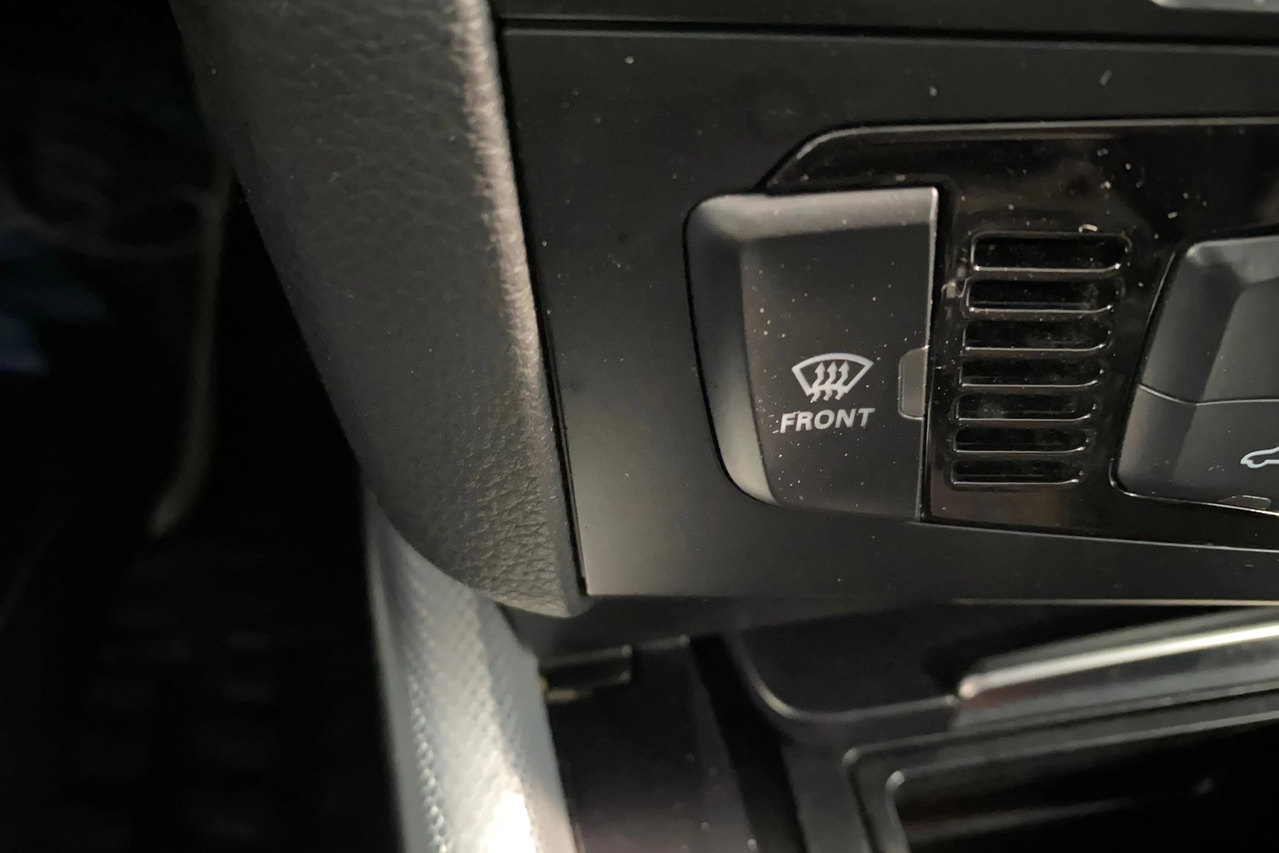 Valkoinen Audi Q5 2016 kuva 25.
