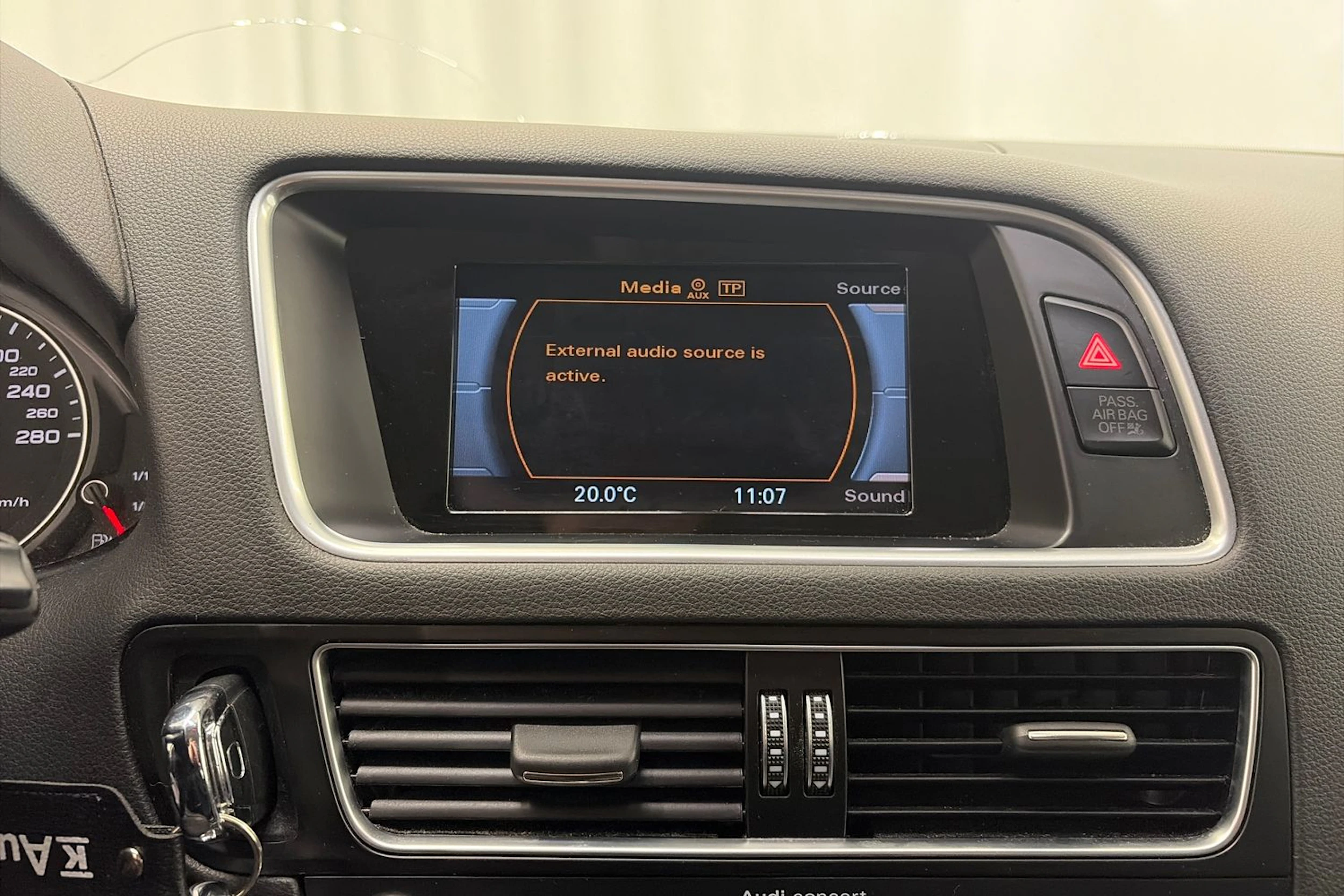 hopea Audi Q5 2016 kuva 18.