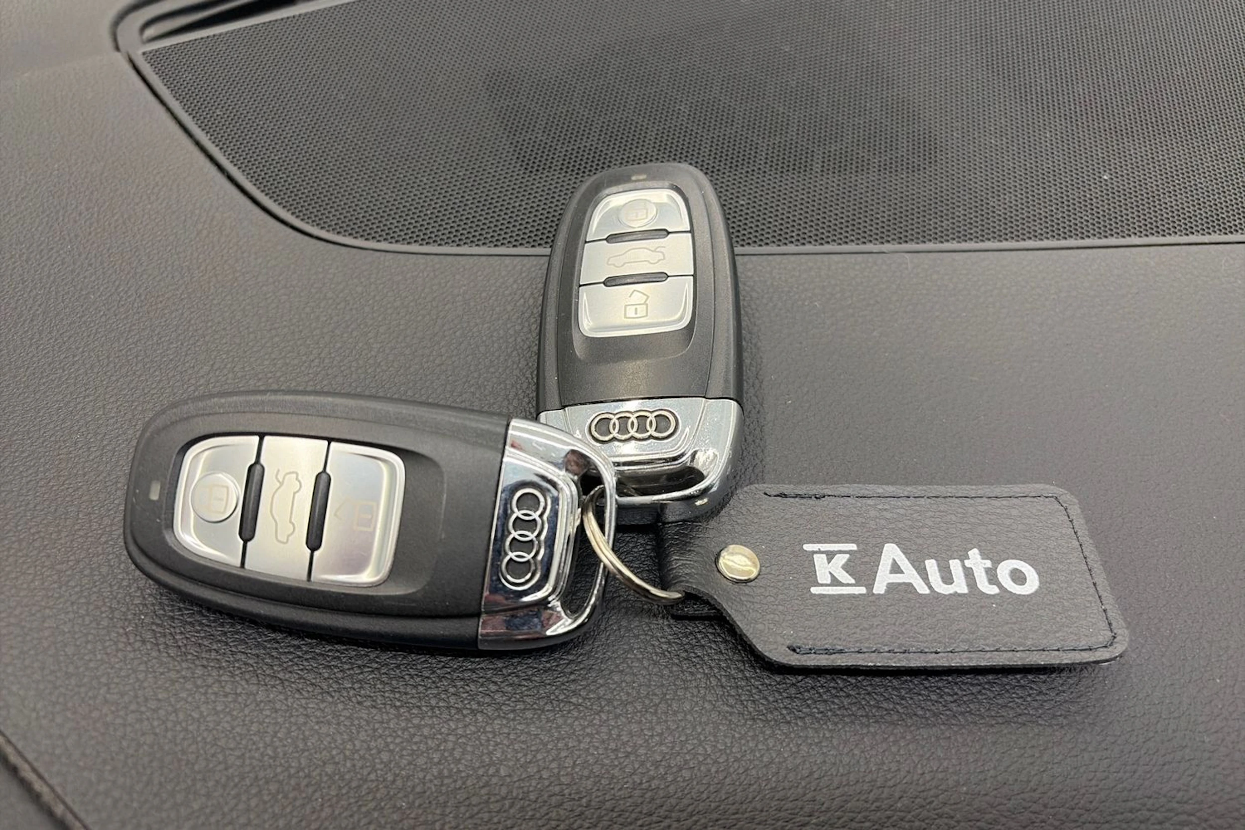 hopea Audi Q5 2016 kuva 25.