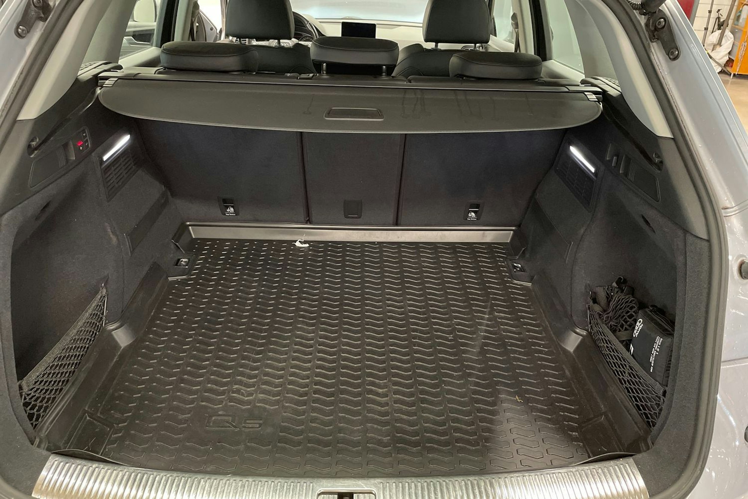 Hopea Audi Q5 2017 kuva 19.