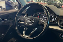 sininen Audi Q5 2017 kuva 12.