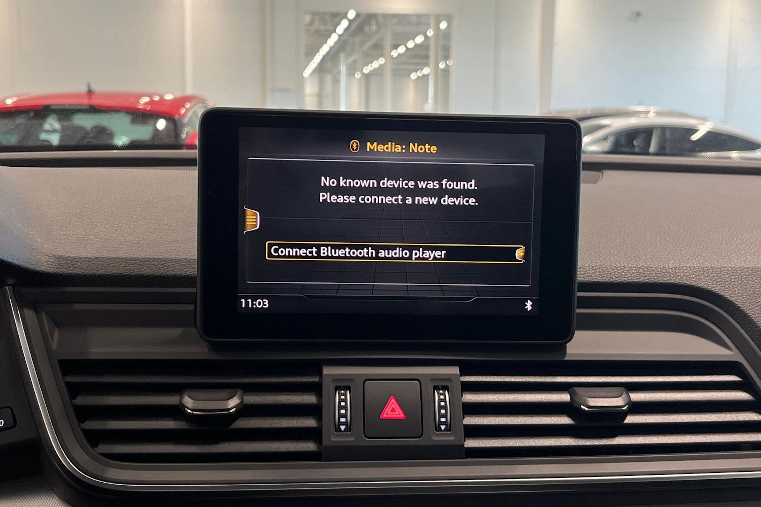 sininen Audi Q5 2017 kuva 18.