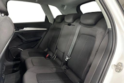 Valkoinen Audi Q5 2017 kuva 11.