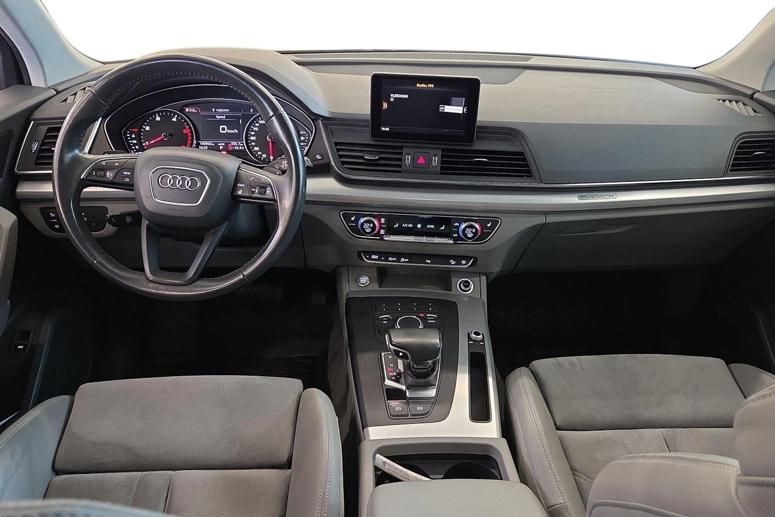 Hopea Audi Q5 2017 kuva 7.