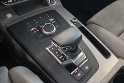 Hopea Audi Q5 2017 kuva 19.
