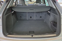 Hopea Audi Q5 2017 kuva 22.