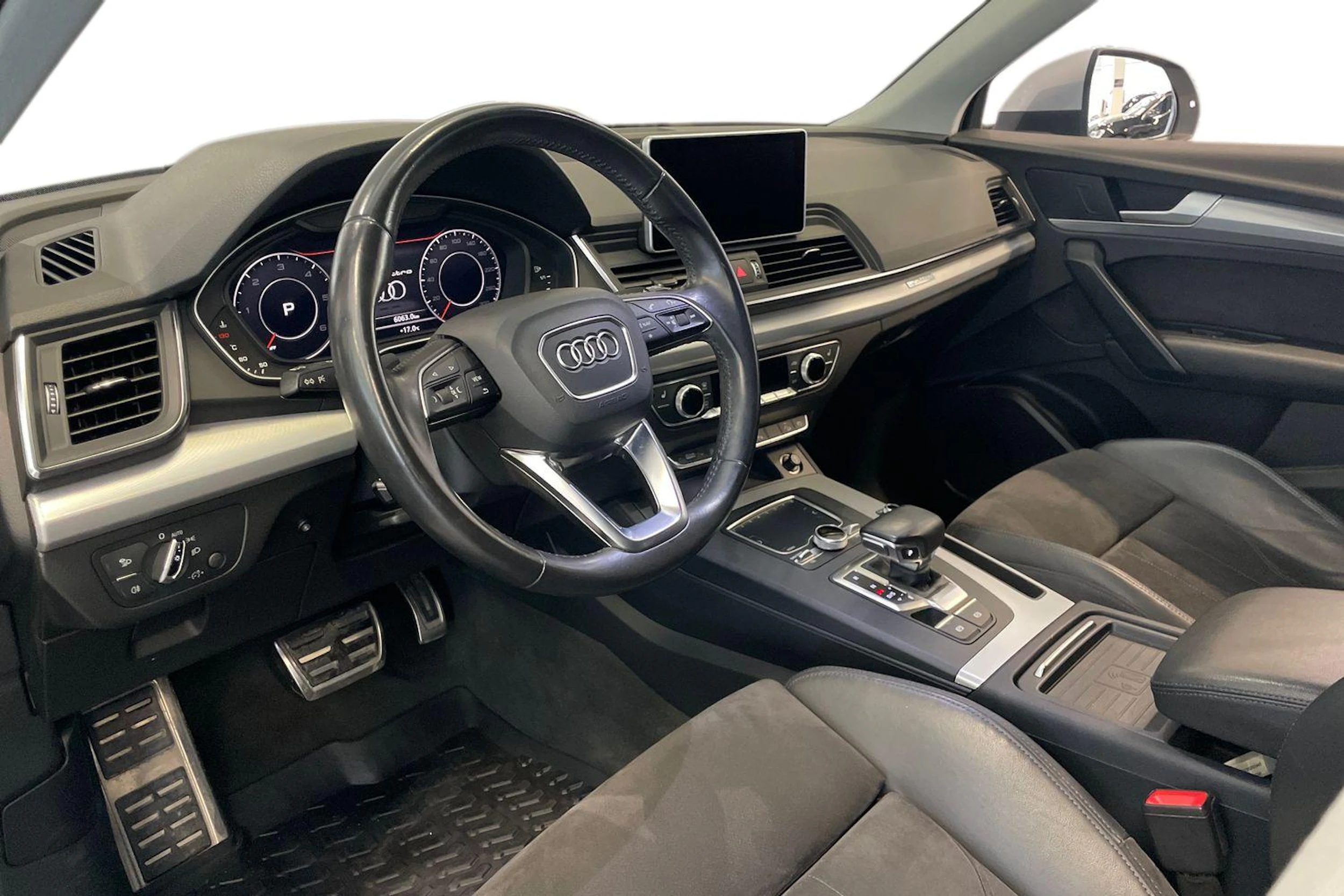 hopea Audi Q5 2017 kuva 8.