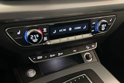 hopea Audi Q5 2017 kuva 23.