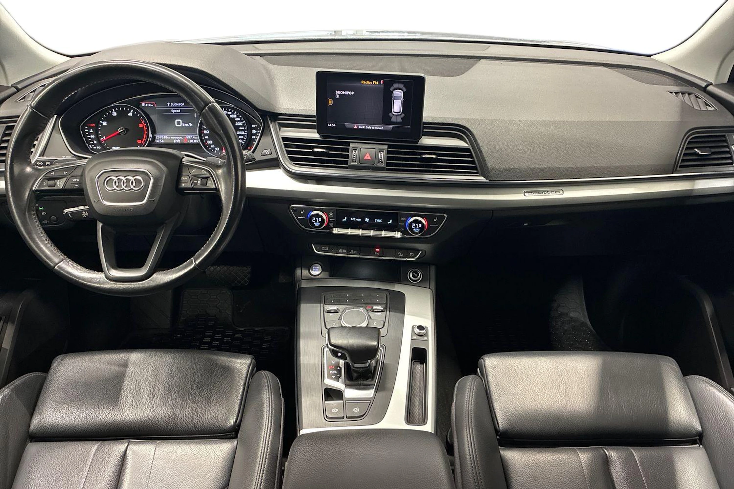 Hopea Audi Q5 2017 kuva 7.