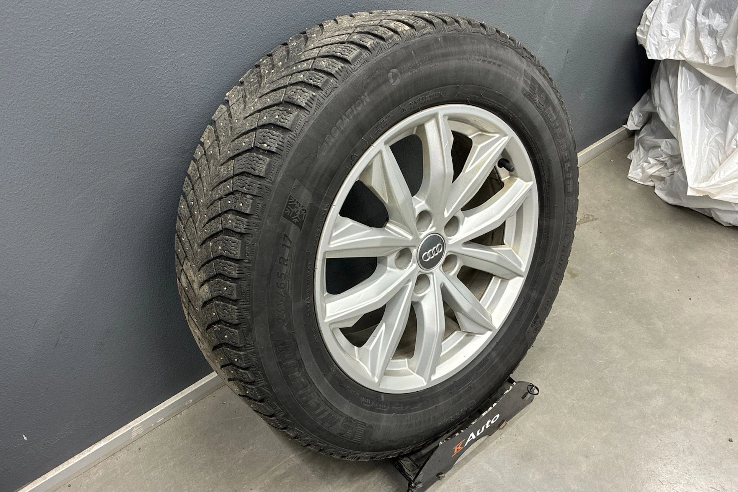 Hopea Audi Q5 2017 kuva 10.