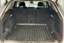 Hopea Audi Q5 2017 kuva 18.