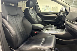 Hopea Audi Q5 2017 kuva 21.