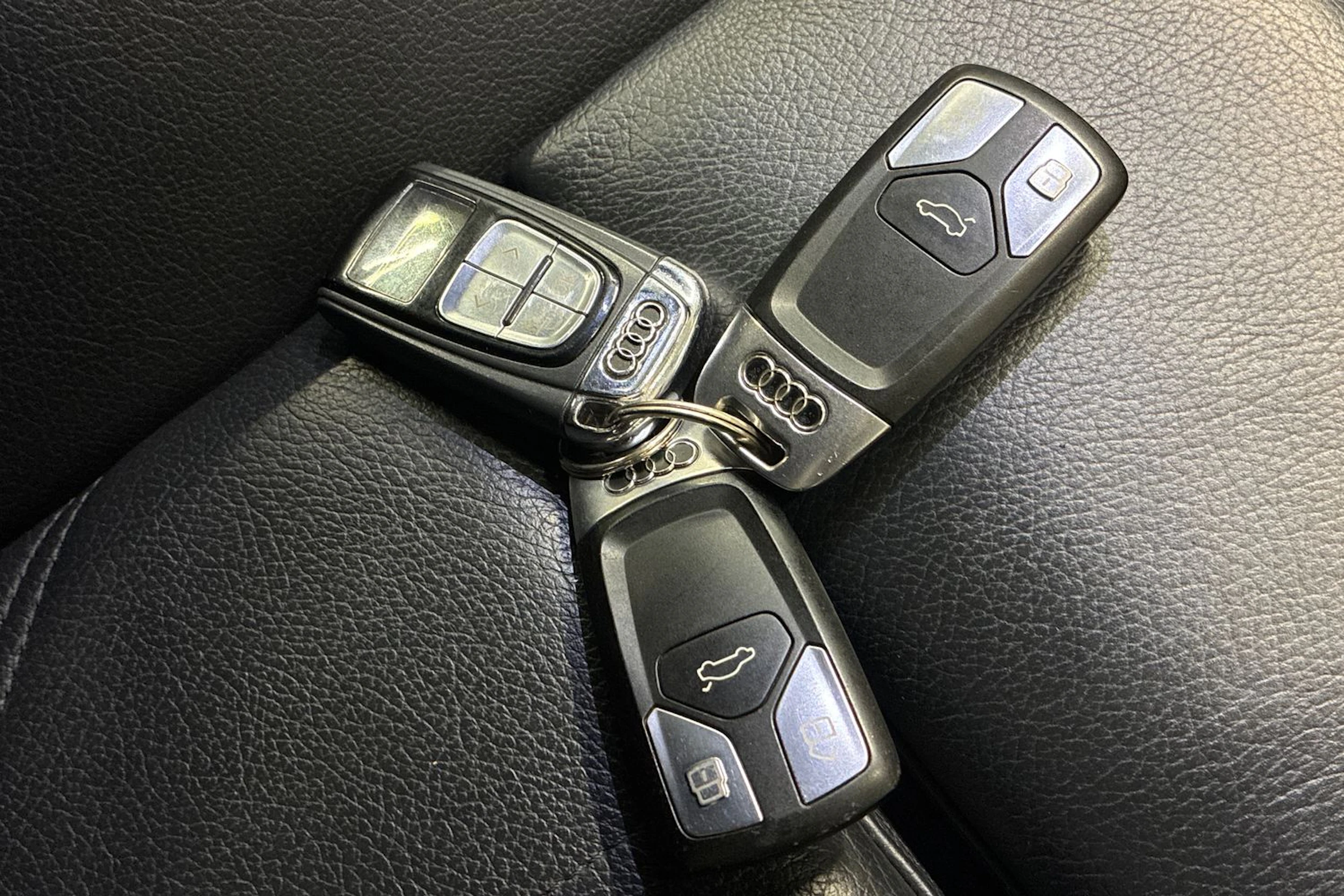 Hopea Audi Q5 2017 kuva 23.