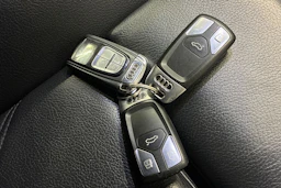 Hopea Audi Q5 2017 kuva 23.