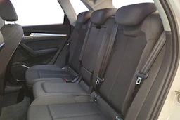 Valkoinen Audi Q5 2017 kuva 8.
