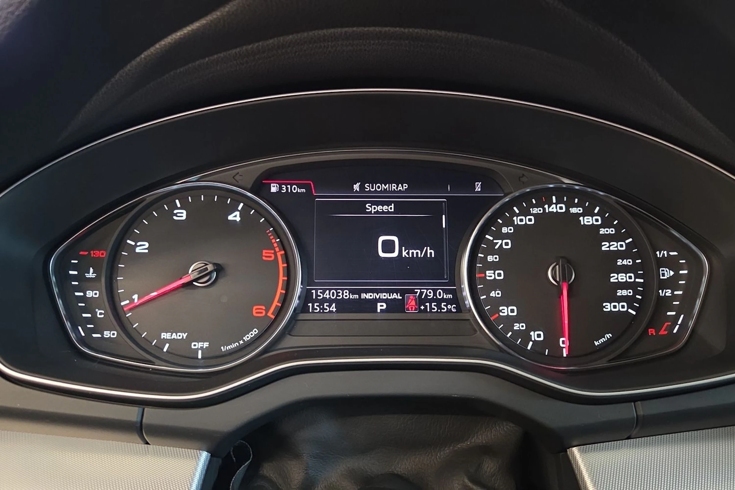 Valkoinen Audi Q5 2017 kuva 11.