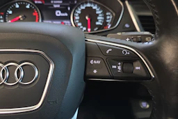 Valkoinen Audi Q5 2017 kuva 13.