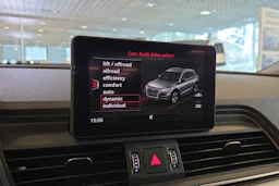 Valkoinen Audi Q5 2017 kuva 15.