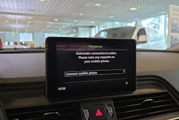 Valkoinen Audi Q5 2017 kuva 17.